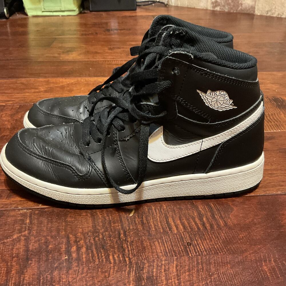 Nike Air Jordan 1 Retro High OG BG 'Yin Yang' Youth Size 7
